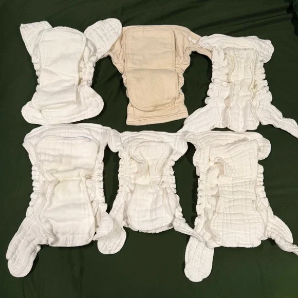 100% cotton cloth diapers (SEVEN) & 2 covers